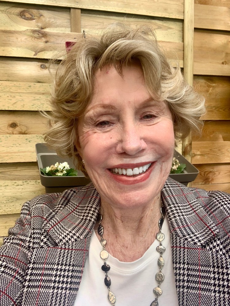 Facetune-10-10-2019-15-18-39