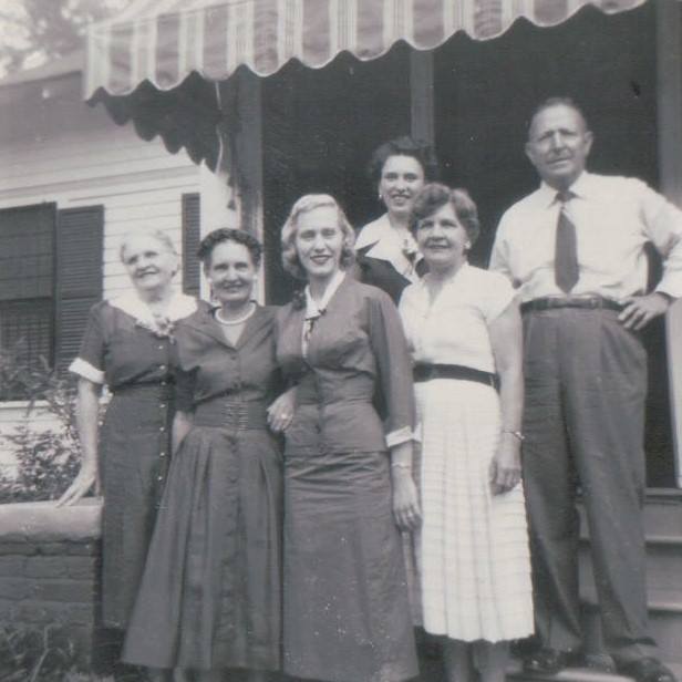 29425135_10213443487660127_7126096960271941632_n